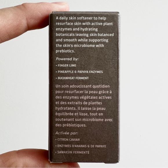 True Botanicals microbiome enzyme essence serum - Picture 5 of 5